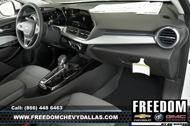 new 2025 Chevrolet Trax car, priced at $23,421