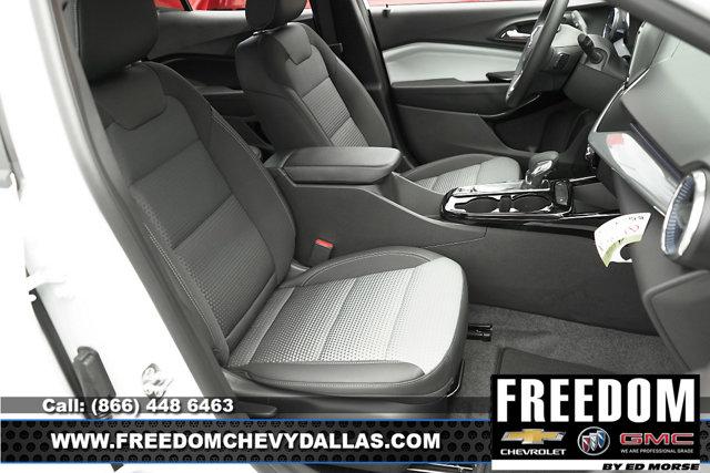 new 2025 Chevrolet Trax car, priced at $23,421
