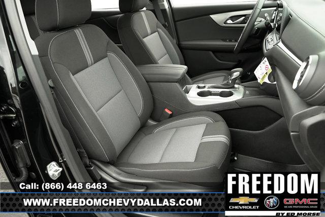 new 2025 Chevrolet Blazer car, priced at $35,454