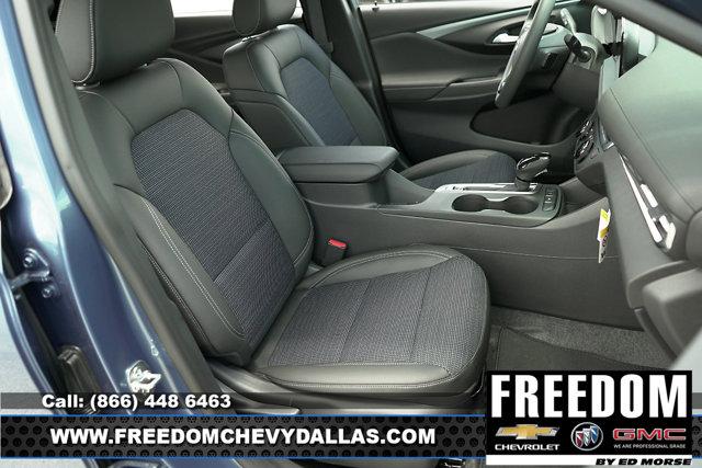 new 2025 Buick Envista car, priced at $24,423
