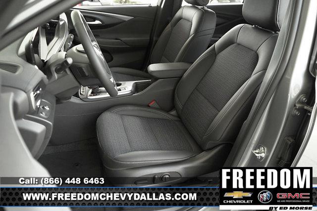 new 2025 Buick Envista car, priced at $25,343