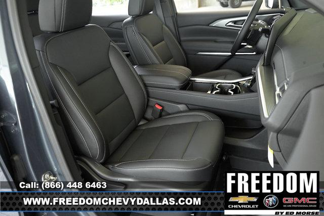 new 2025 Chevrolet Traverse car, priced at $40,836