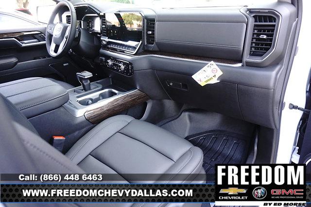 new 2025 GMC Sierra 1500 car, priced at $53,952