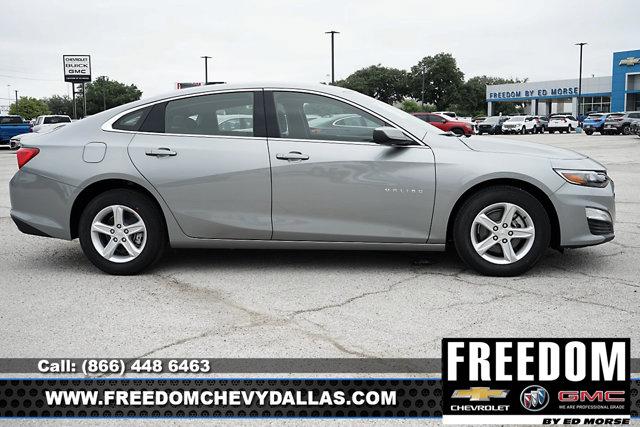 new 2024 Chevrolet Malibu car, priced at $23,542