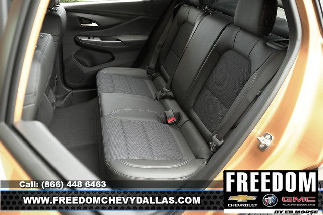 new 2025 Buick Envista car, priced at $24,423