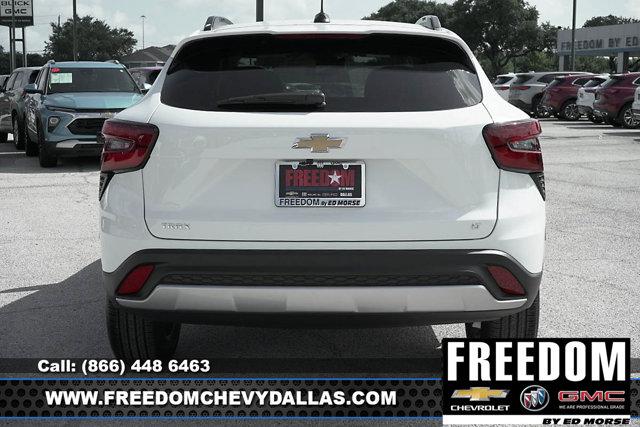 new 2025 Chevrolet Trax car, priced at $23,421