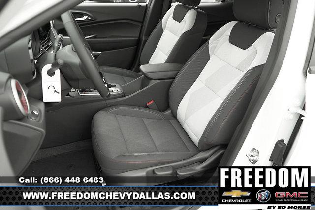 new 2025 Chevrolet Trax car, priced at $22,682