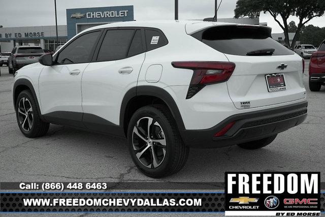 new 2025 Chevrolet Trax car, priced at $22,682