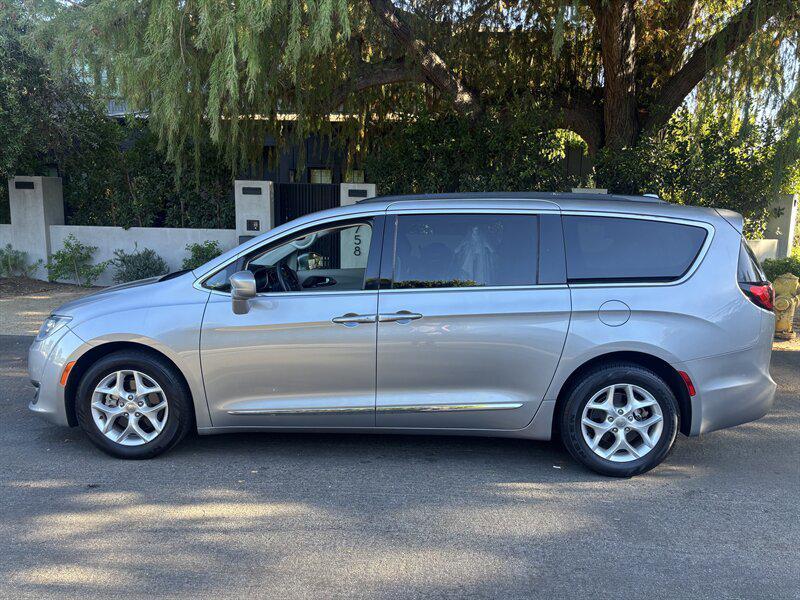 used 2017 Chrysler Pacifica car, priced at $14,988