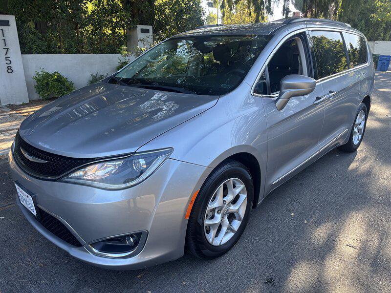 used 2017 Chrysler Pacifica car, priced at $14,988