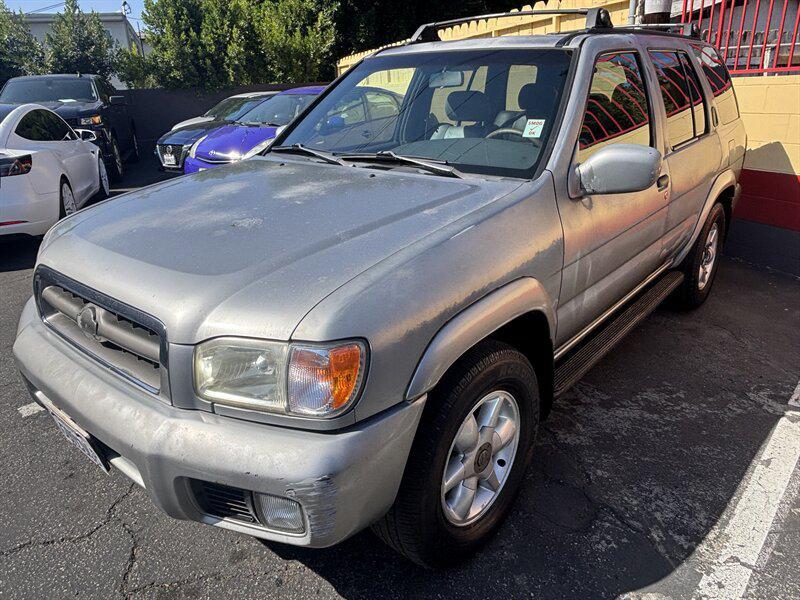 used 1999 Nissan Pathfinder car, priced at $3,588