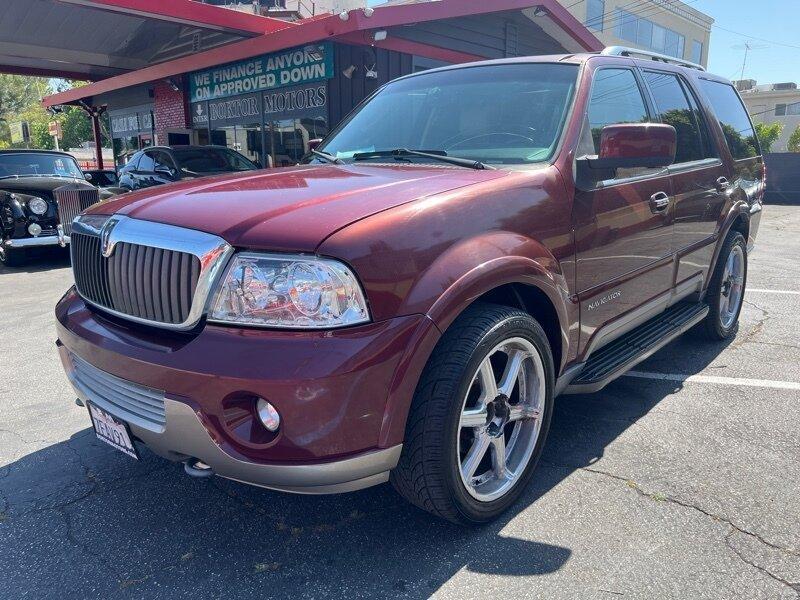 used 2003 Lincoln Navigator car, priced at $3,988