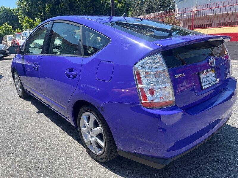 used 2007 Toyota Prius car, priced at $7,988