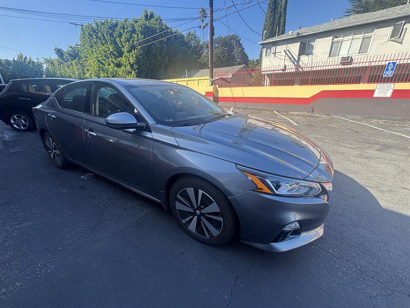 used 2019 Nissan Altima car, priced at $5,488