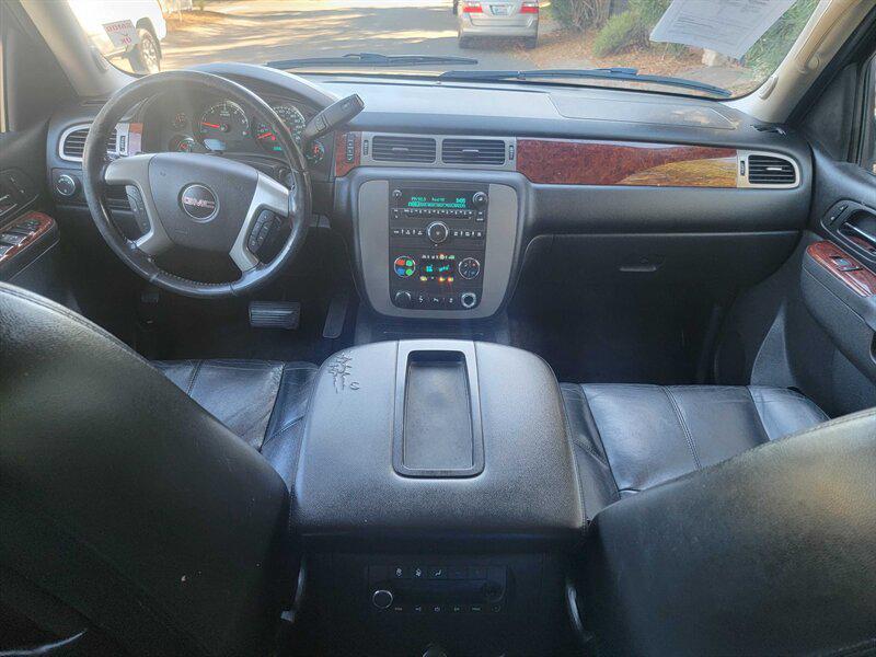 used 2013 GMC Yukon XL car, priced at $7,888