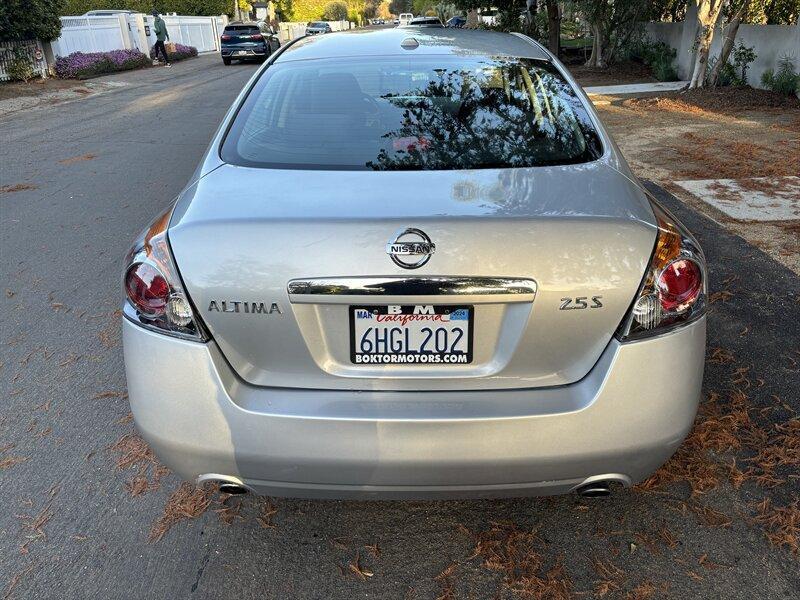 used 2009 Nissan Altima car, priced at $5,688