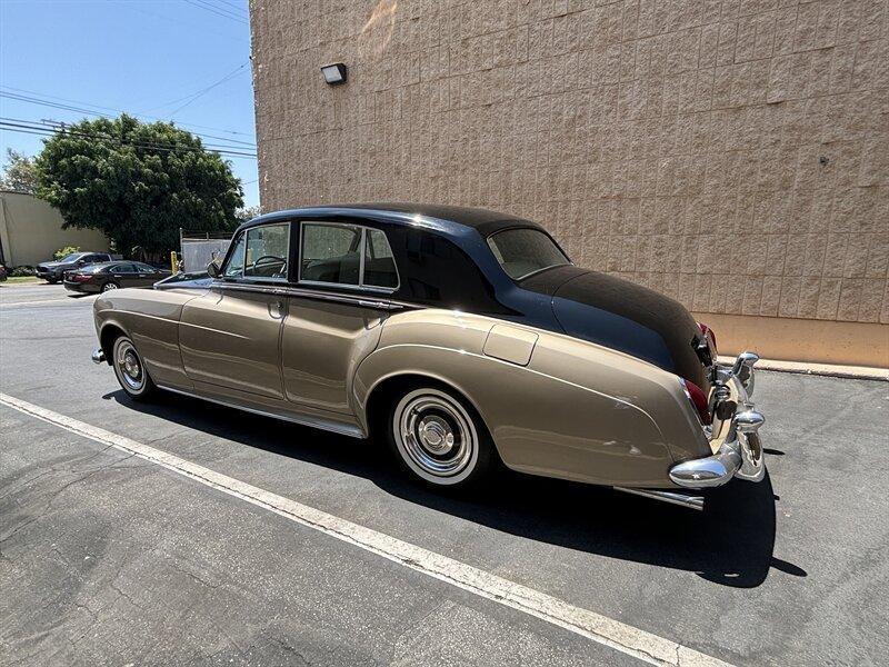 used 1963 Rolls-Royce Silver Cloud III car, priced at $69,988