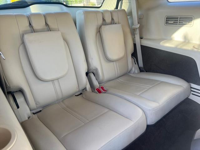 used 2013 Lincoln MKT car, priced at $6,988