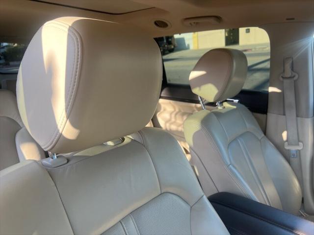 used 2013 Lincoln MKT car, priced at $6,988
