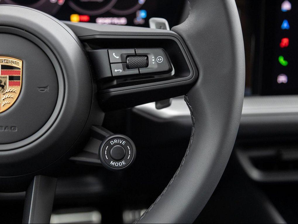 new 2025 Porsche Cayenne car, priced at $154,125