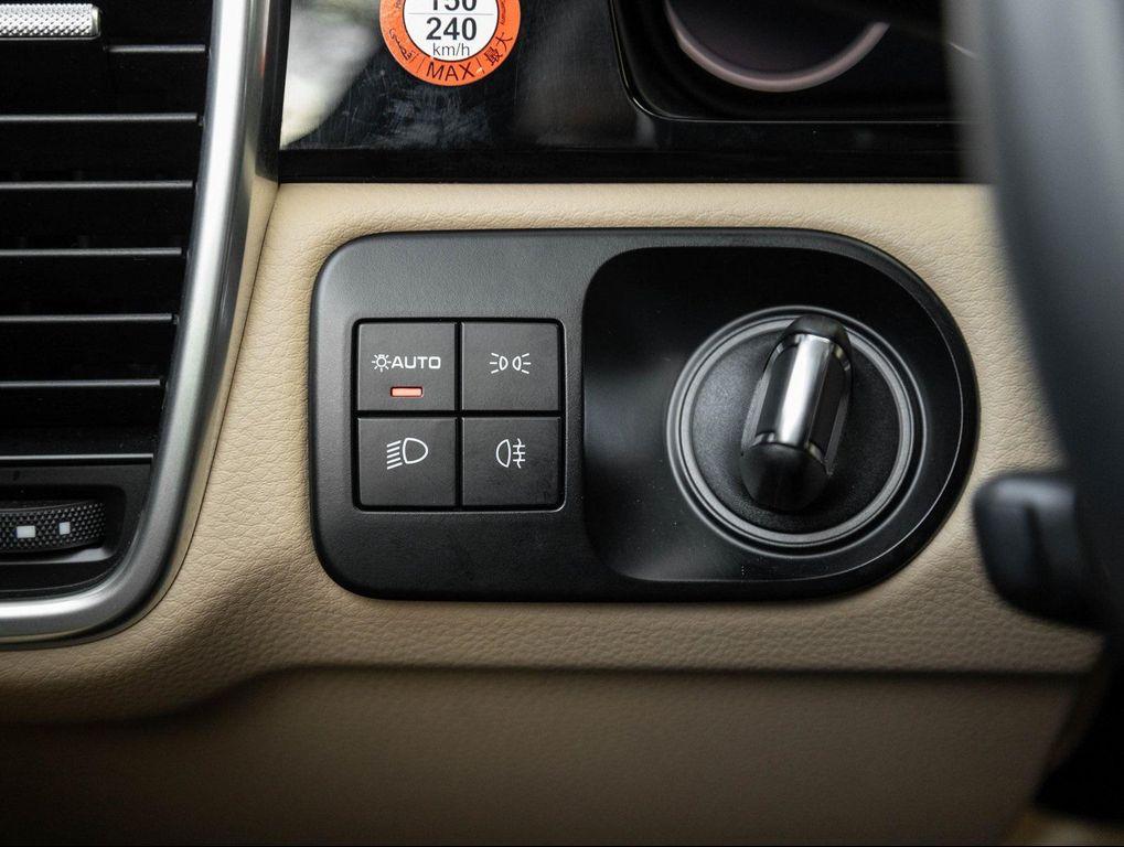 used 2022 Porsche Cayenne car, priced at $62,490