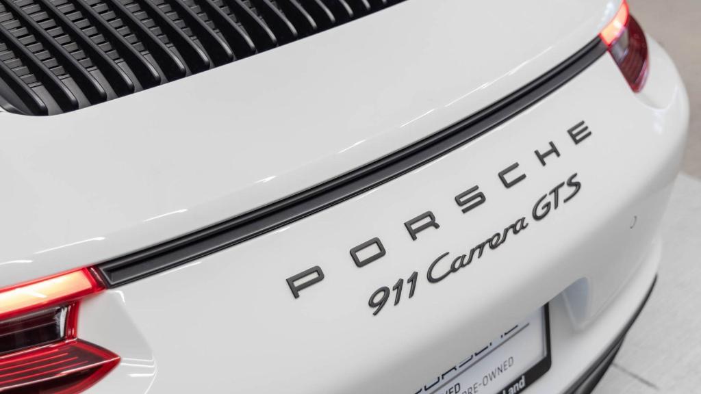 used 2019 Porsche 911 car, priced at $139,490