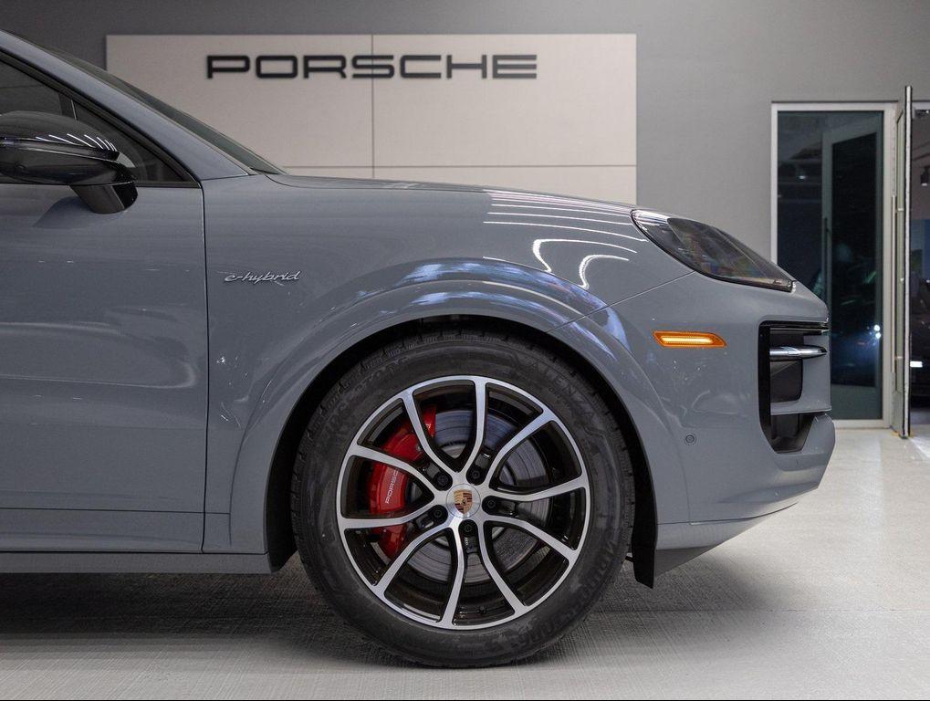 new 2025 Porsche Cayenne car, priced at $141,305