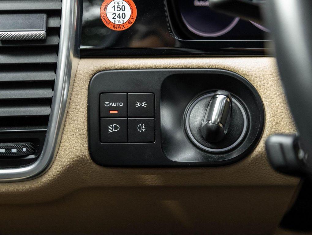 used 2022 Porsche Cayenne car, priced at $54,490