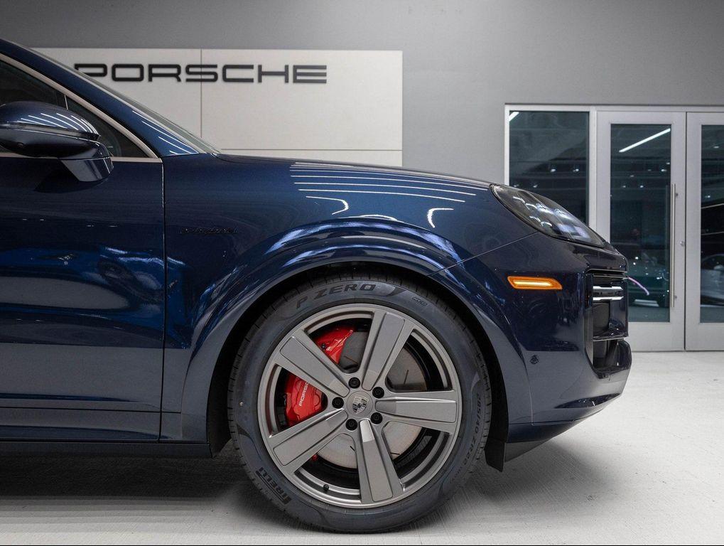 new 2025 Porsche Cayenne car, priced at $201,935
