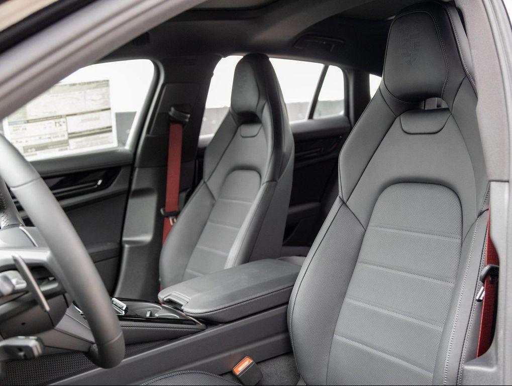 new 2025 Porsche Panamera car, priced at $129,695