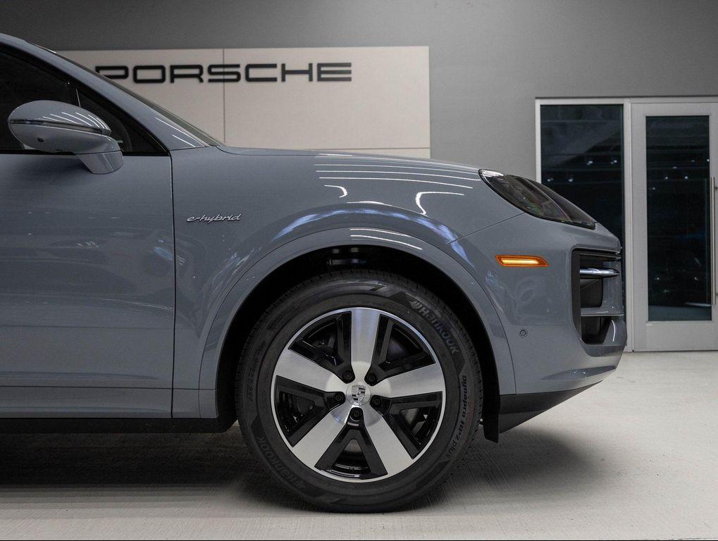 new 2025 Porsche Cayenne car, priced at $124,465
