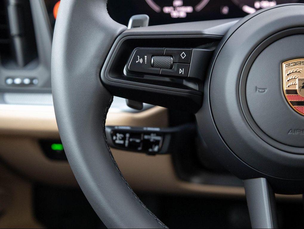 new 2025 Porsche Cayenne car, priced at $124,465