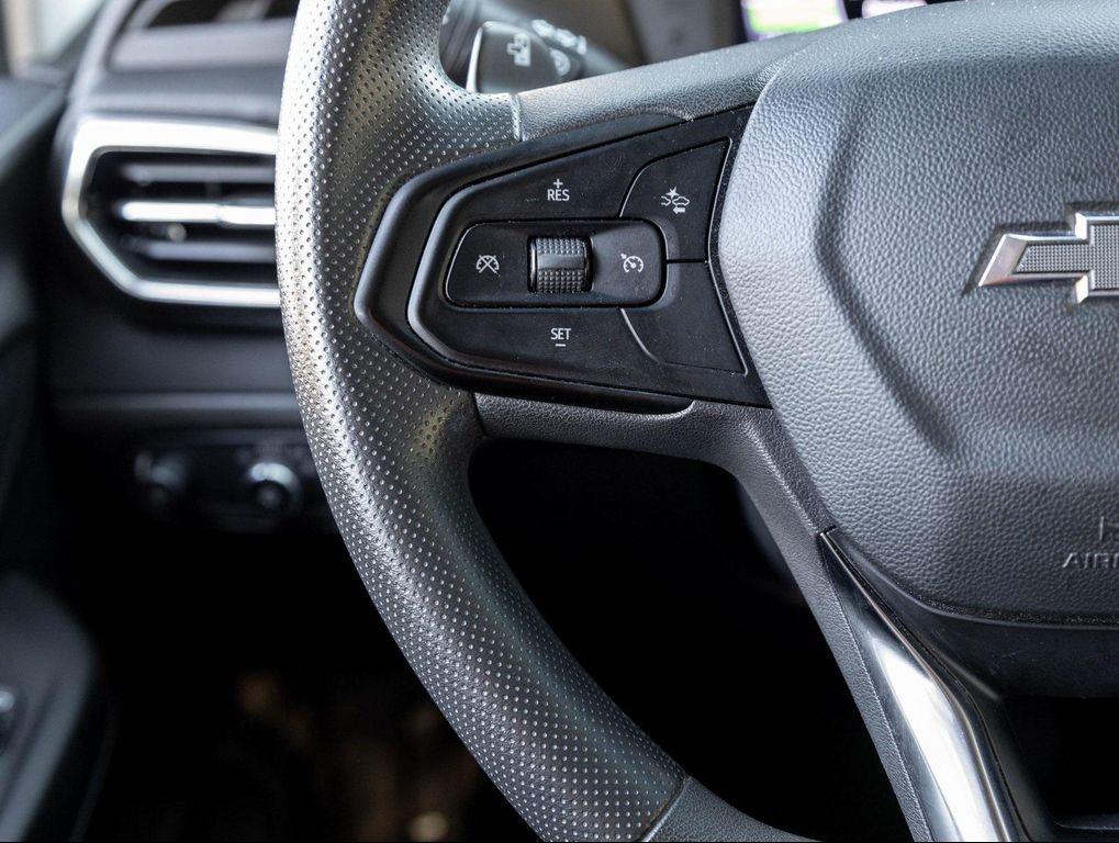 used 2022 Chevrolet Bolt EV car, priced at $17,490