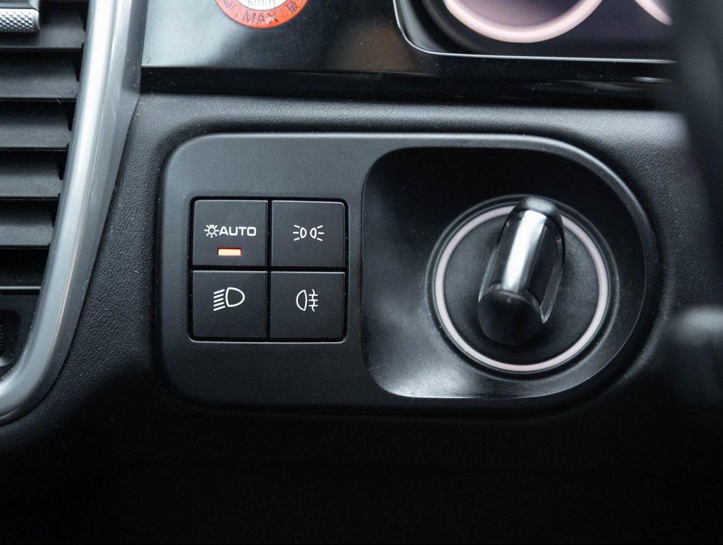 used 2022 Porsche Cayenne car, priced at $61,990