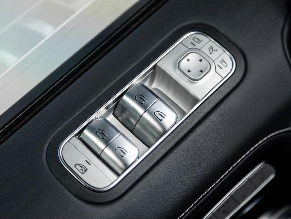 used 2021 Mercedes-Benz AMG G 63 car, priced at $154,490
