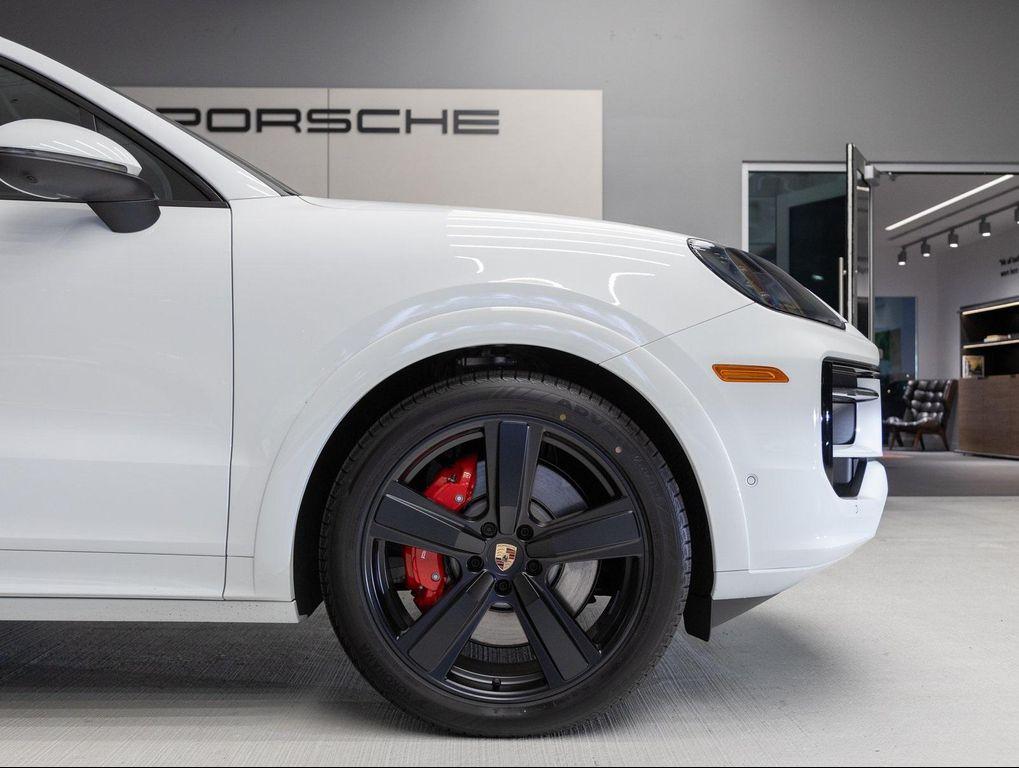 new 2025 Porsche Cayenne car, priced at $144,695