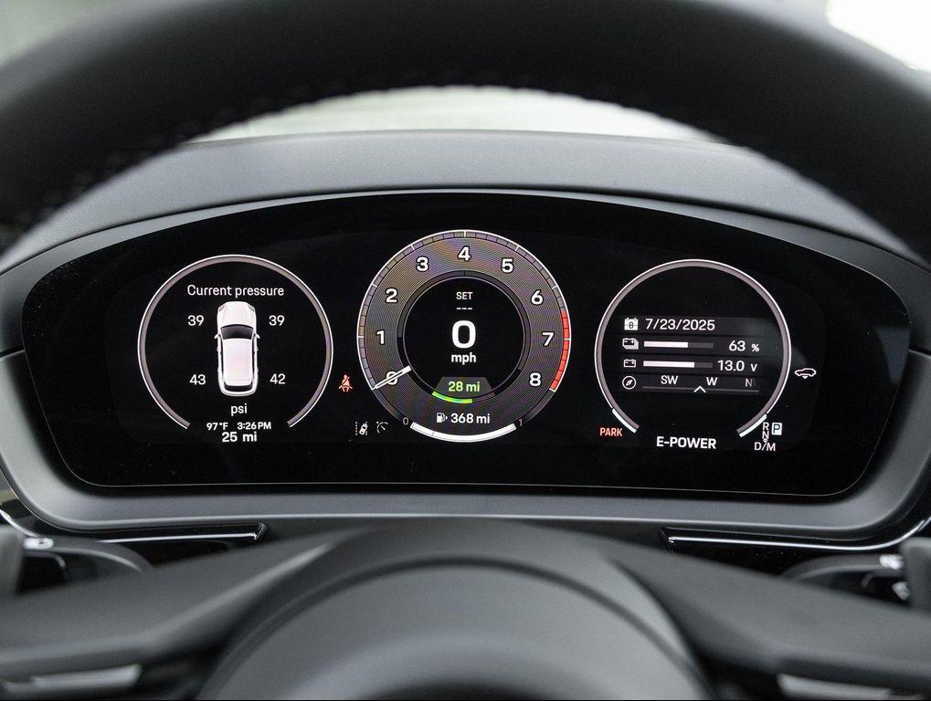 new 2025 Porsche Cayenne car, priced at $132,055