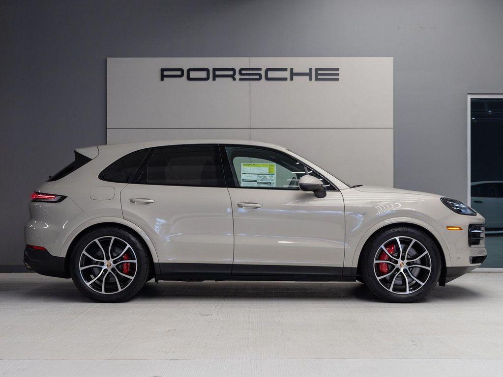 new 2025 Porsche Cayenne car, priced at $132,055