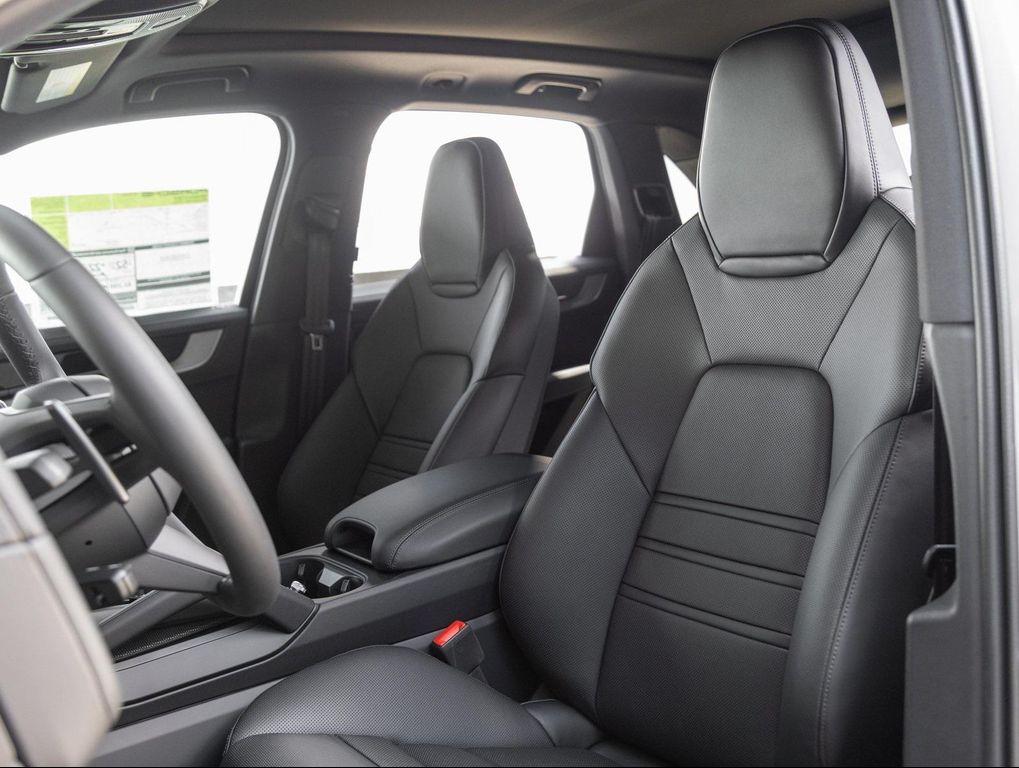 new 2025 Porsche Cayenne car, priced at $132,055