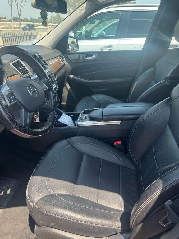 used 2013 Mercedes-Benz M-Class car, priced at $10,800