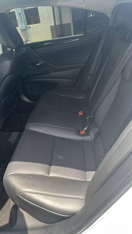 used 2019 Lexus ES 350 car, priced at $22,800