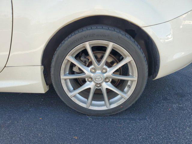 used 2009 Mazda MX-5 Miata car, priced at $9,900