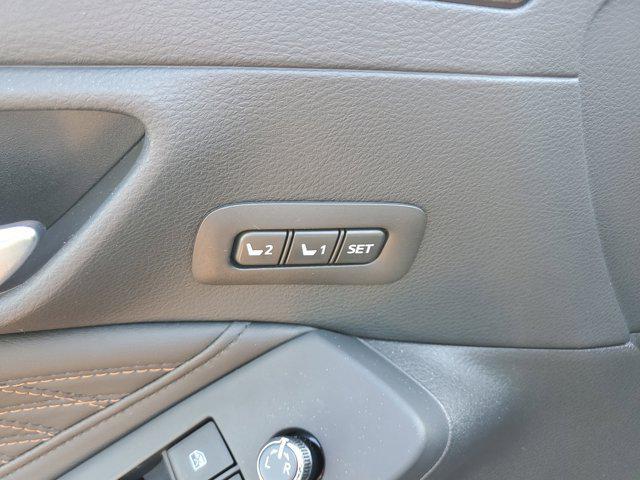 used 2021 Toyota Avalon Hybrid car, priced at $29,900