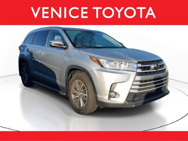 used 2019 Toyota Highlander car, priced at $22,044