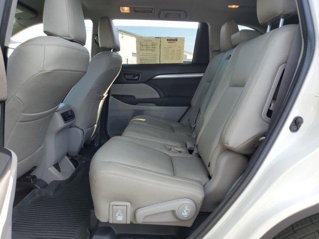 used 2018 Toyota Highlander car, priced at $18,915