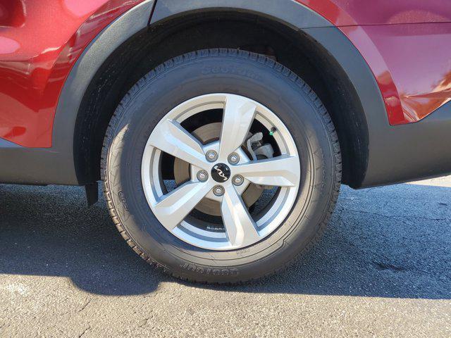 used 2023 Kia Sorento car, priced at $19,181
