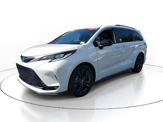 used 2023 Toyota Sienna car, priced at $44,963