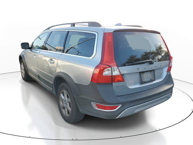 used 2013 Volvo XC70 car, priced at $11,900