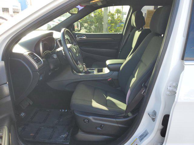 used 2017 Jeep Grand Cherokee car, priced at $11,691