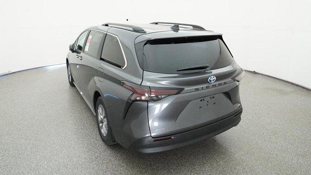 new 2025 Toyota Sienna car